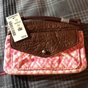 Aéropostale Wristlet